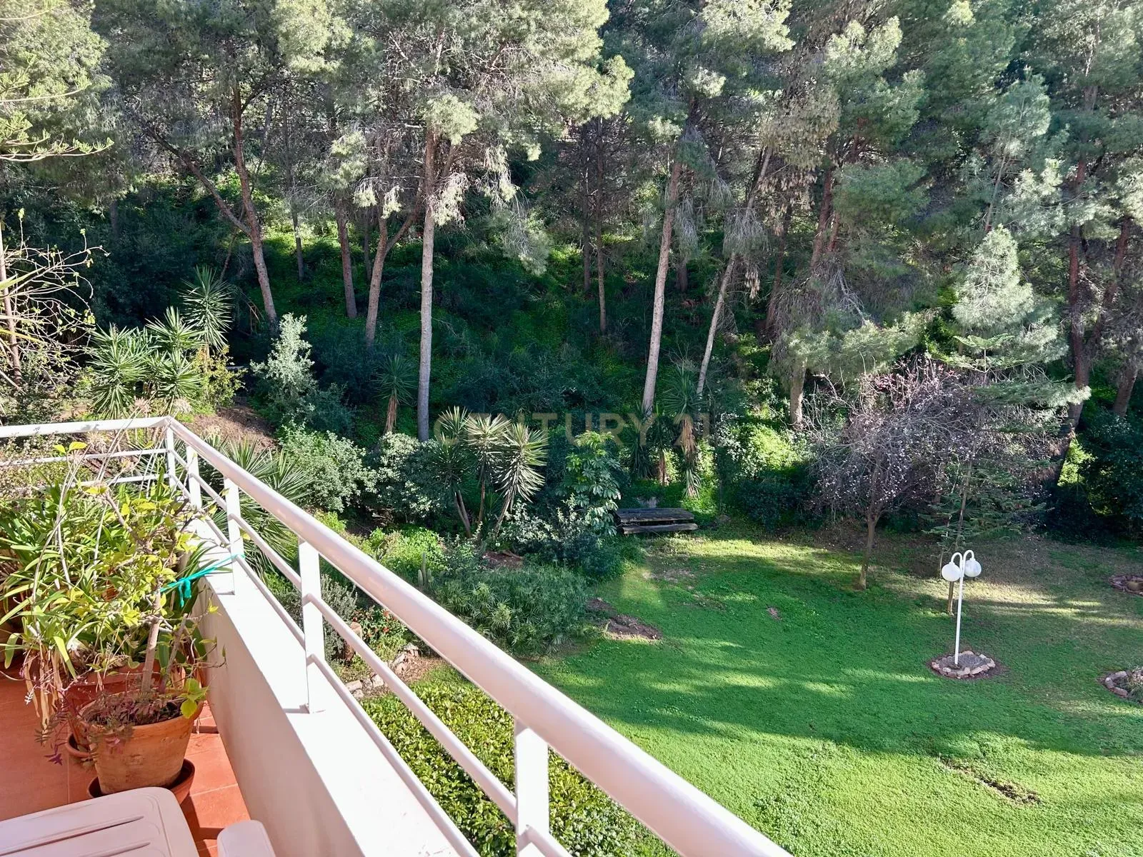 Apartamento T4 à venda em Cerrado de Calderón, Málaga. Urbanização Los Eucaliptos - Image 3